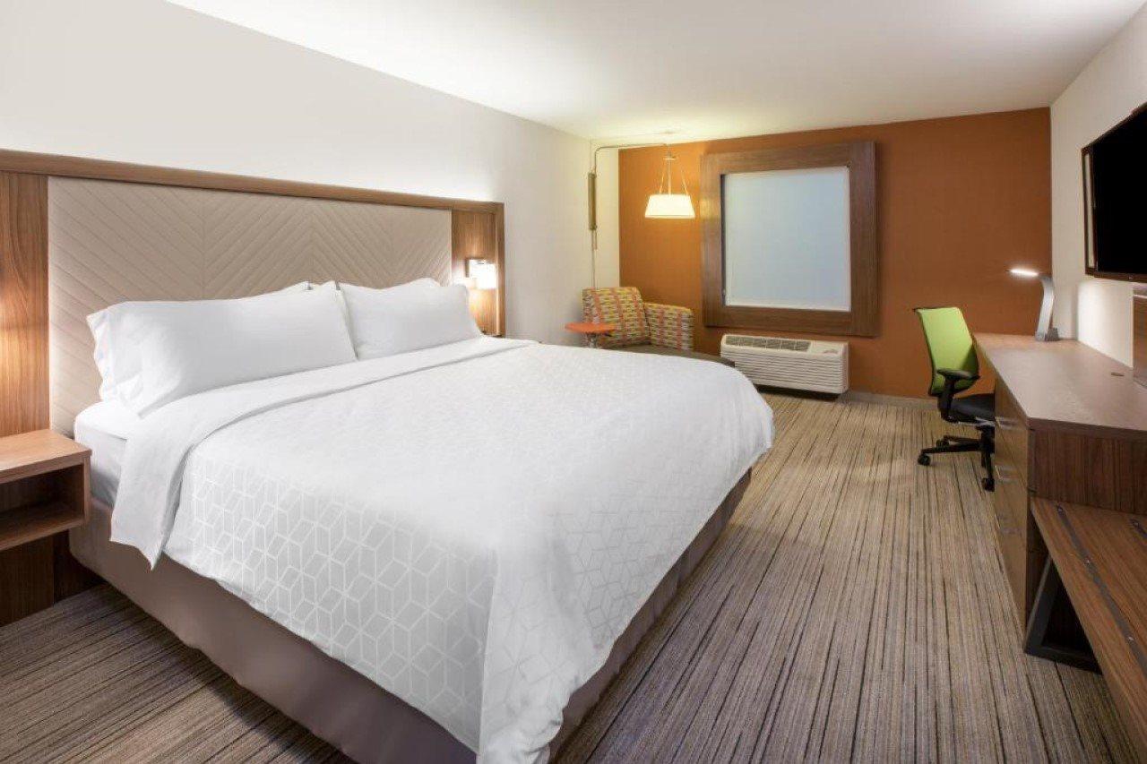 Holiday Inn Express - San Antonio East I-10 By Ihg Exterior photo