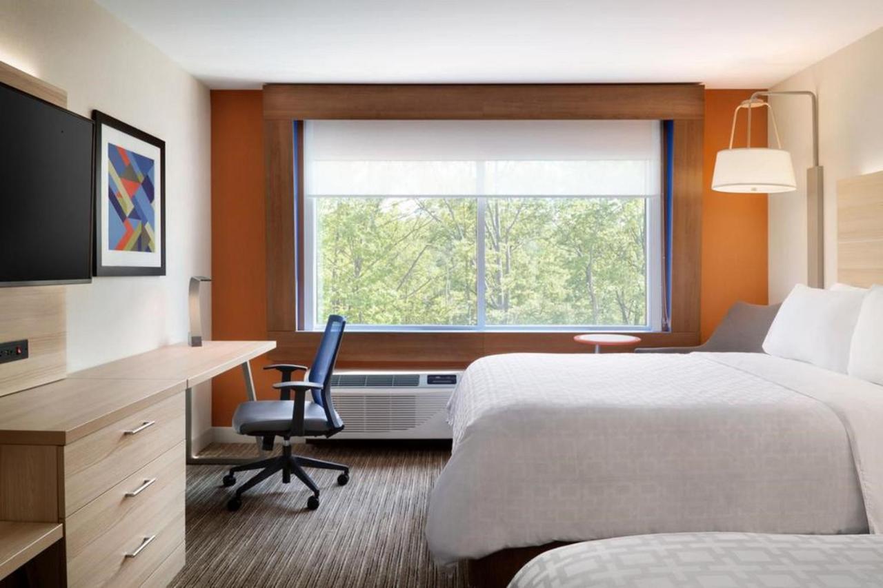 Holiday Inn Express - San Antonio East I-10 By Ihg Exterior photo